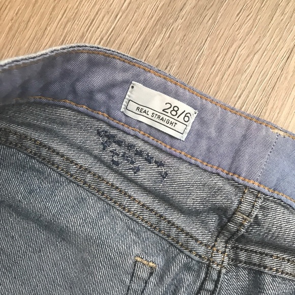 🎉Gap distressed jeans size 6 - Picture 4 of 6